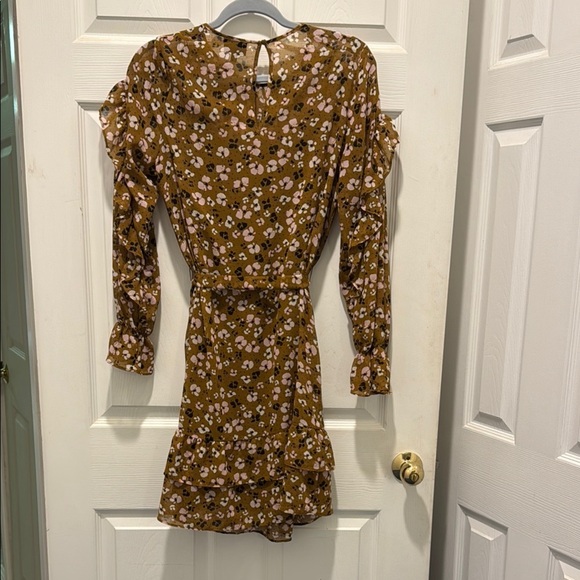 Who What Wear Brown Tan Ruffled Tie Front Sundress - Picture 8 of 12